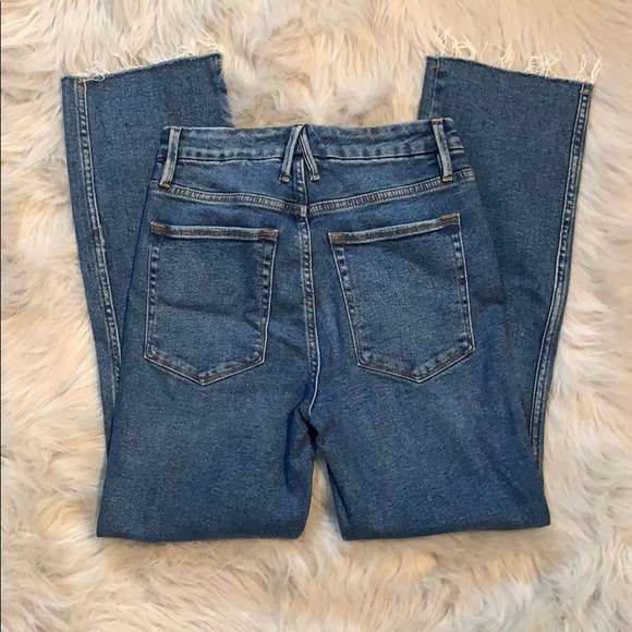 NEW GOOD AMERICAN Good Curve High Waist Straight - Picture 5 of 6